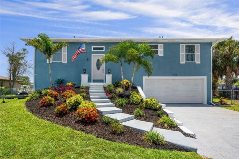 Villa ou maison à Palmetto, Floride 3 chambres, 206.24 m2 № 2199398