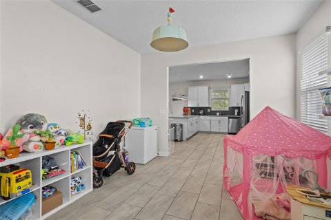 Casa en venta en Kissimmee, Florida, 6 dormitorios, 349.31 m2 № 1916046 - foto 21
