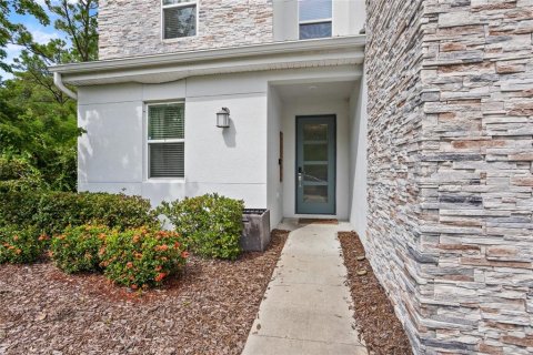 Casa en venta en Kissimmee, Florida, 6 dormitorios, 349.31 m2 № 1916046 - foto 2