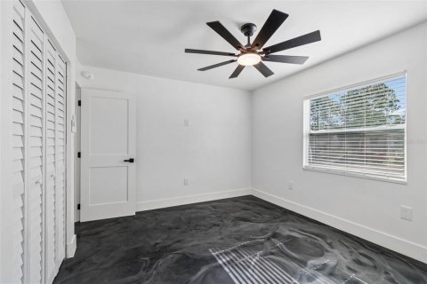 Casa en venta en Saint Petersburg, Florida, 4 dormitorios, 183.76 m2 № 2220792 - foto 28