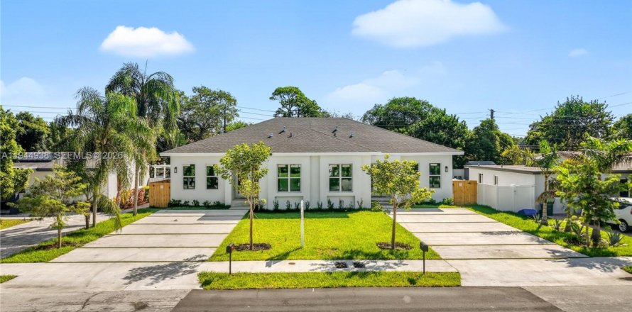 Immobilier commercial à Fort Lauderdale, Floride 294.13 m2 № 2001200