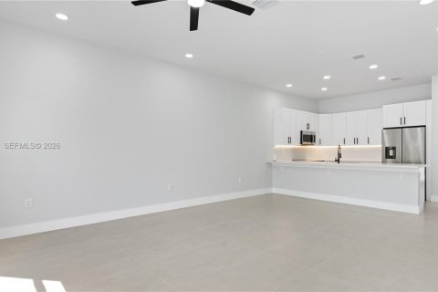 Immobilier commercial à vendre à Fort Lauderdale, Floride: 294.13 m2 № 2001200 - photo 27