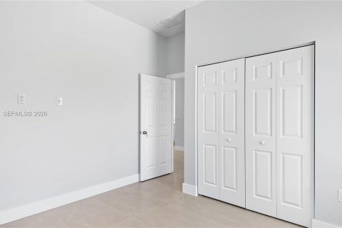 Immobilier commercial à vendre à Fort Lauderdale, Floride: 294.13 m2 № 2001200 - photo 14