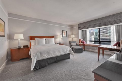 Condo in Miami, Florida  № 2022604 - photo 6