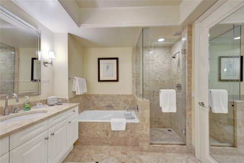 Condo in Miami, Florida  № 2022604 - photo 13