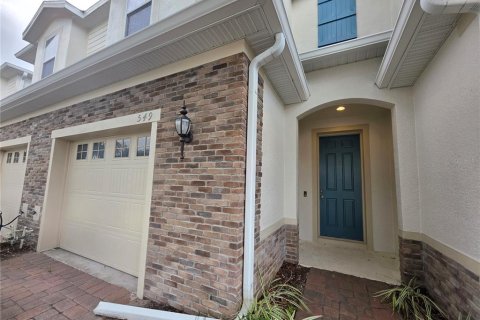 Townhouse in Oviedo, Florida 3 bedrooms, 173.91 sq.m. № 2138686 - photo 3