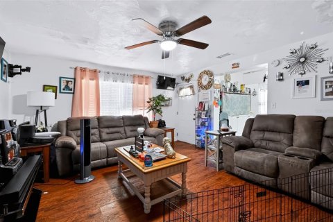 Villa ou maison à vendre à Seffner, Floride: 4 chambres, 191.47 m2 № 2381052 - photo 7