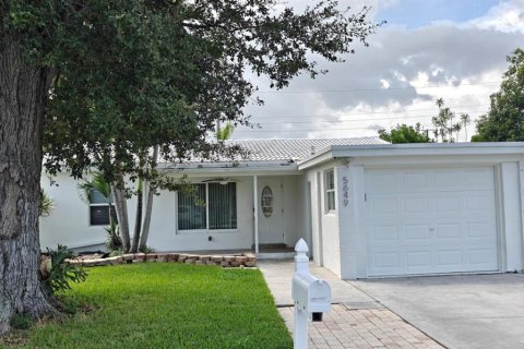 Villa ou maison à vendre à Oakland Park, Floride: 3 chambres, 109.44 m2 № 2365741 - photo 4