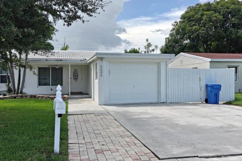 Villa ou maison à vendre à Oakland Park, Floride: 3 chambres, 109.44 m2 № 2365741 - photo 5