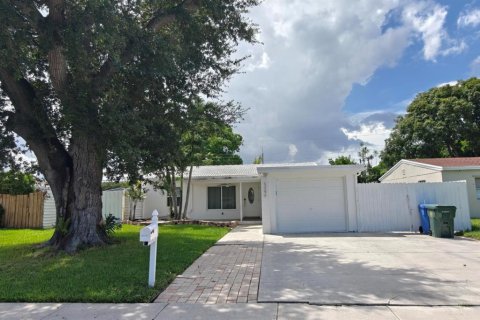 Villa ou maison à vendre à Oakland Park, Floride: 3 chambres, 109.44 m2 № 2365741 - photo 3