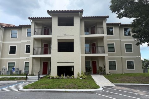 Appartement à Kissimmee, Floride 2 chambres, 87.05 m2 № 2299715