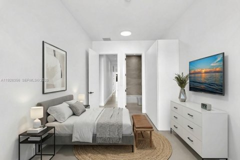 Townhouse in Miami, Florida 4 bedrooms, 248.14 sq.m. № 1994093 - photo 25