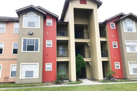 Condominio en alquiler en Kissimmee, Florida, 2 dormitorios, 95.32 m2 № 1910441 - foto 1