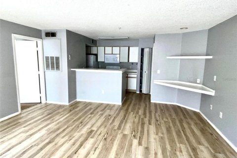 Condominio en alquiler en Kissimmee, Florida, 2 dormitorios, 95.32 m2 № 1910441 - foto 4