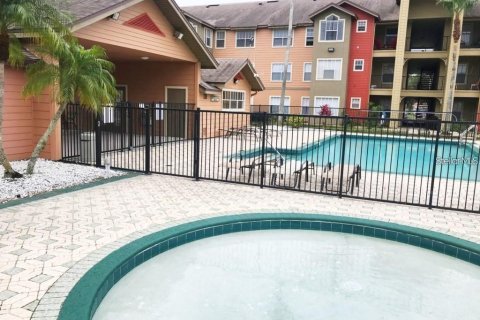 Condominio en alquiler en Kissimmee, Florida, 2 dormitorios, 95.32 m2 № 1910441 - foto 10