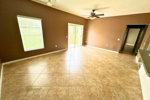 Condo in Winter Haven, Florida, 2 bedrooms  № 2267037 - photo 5
