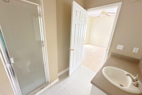 Condo in Winter Haven, Florida, 2 bedrooms  № 2267037 - photo 15