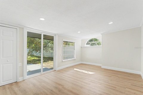 House in Hudson, Florida 3 bedrooms, 132.57 sq.m. № 2166838 - photo 4