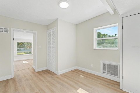 House in Hudson, Florida 3 bedrooms, 132.57 sq.m. № 2166838 - photo 16
