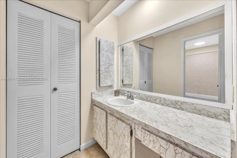 Купить виллу или дом в Дейви, Флорида 3 спальни, 183.2м2, № 1957035 - фото 17