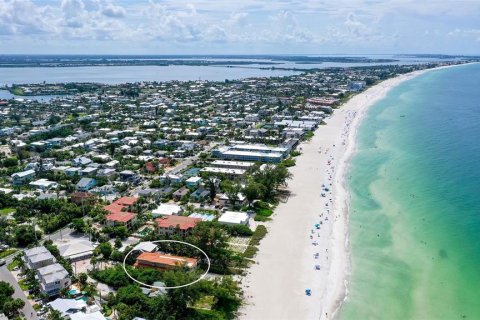 Copropriété à vendre à Holmes Beach, Floride: 4 chambres, 298.68 m2 № 2318971 - photo 8