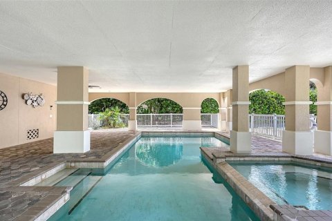 Copropriété à vendre à Holmes Beach, Floride: 4 chambres, 298.68 m2 № 2318971 - photo 5