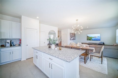 Villa ou maison à vendre à Davenport, Floride: 5 chambres, 221.76 m2 № 2198371 - photo 11
