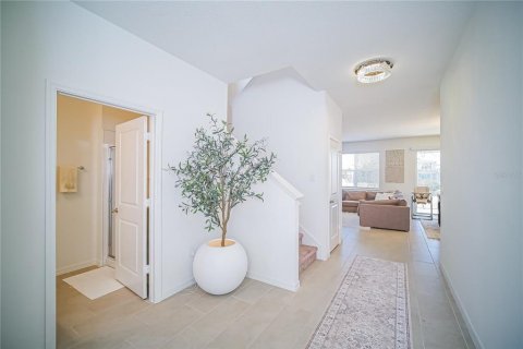 Villa ou maison à vendre à Davenport, Floride: 5 chambres, 221.76 m2 № 2198371 - photo 4