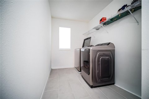 Villa ou maison à vendre à Davenport, Floride: 5 chambres, 221.76 m2 № 2198371 - photo 21
