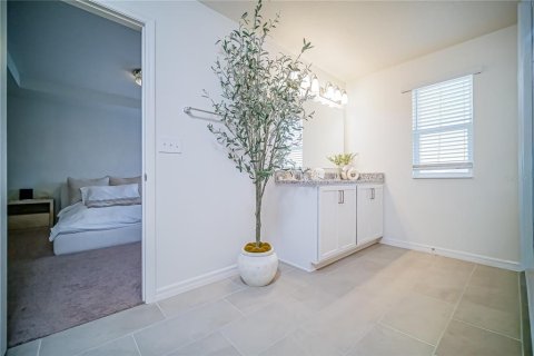 Villa ou maison à vendre à Davenport, Floride: 5 chambres, 221.76 m2 № 2198371 - photo 17