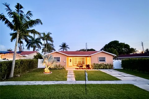 Villa ou maison à Dania Beach, Floride 3 chambres, 162.3 m2 № 2083986