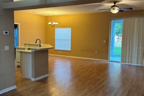 Casa en alquiler en Palm Coast, Florida, 3 dormitorios, 148.09 m2 № 1918823 - foto 4