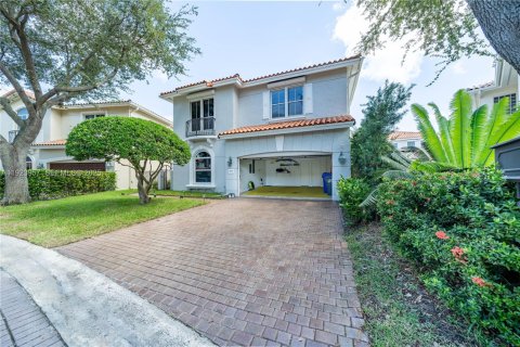 Casa en venta en Hollywood, Florida, 5 dormitorios, 267.74 m2 № 1982343 - foto 5