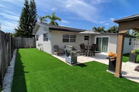 Casa en alquiler en Pompano Beach, Florida, 2 dormitorios, 118.54 m2 № 2268542 - foto 10
