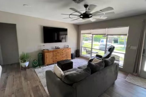 Casa en alquiler en Pompano Beach, Florida, 2 dormitorios, 118.54 m2 № 2268542 - foto 4