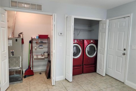 Copropriété à vendre à Gainesville, Floride: 3 chambres, 132.66 m2 № 1905229 - photo 11