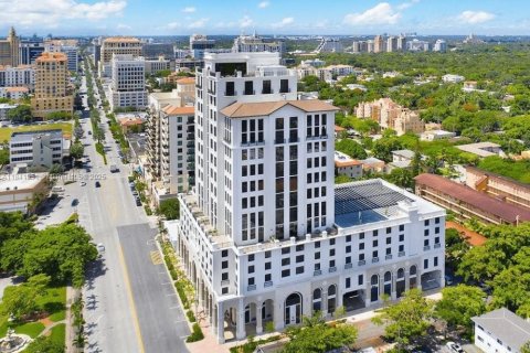 Propiedad comercial en venta en Coral Gables, Florida № 1842728 - foto 2