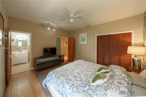 Casa en venta en Hollywood, Florida, 5 dormitorios, 262.08 m2 № 1874788 - foto 25