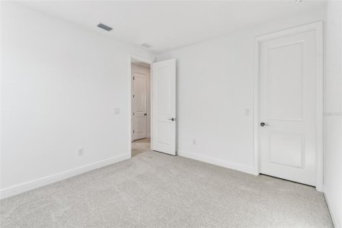 House in Sarasota, Florida 4 bedrooms, 264.86 sq.m. № 2391005 - photo 20
