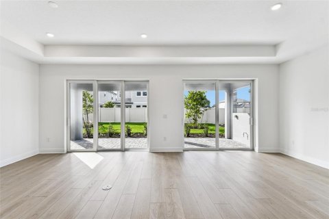 House in Sarasota, Florida 4 bedrooms, 264.86 sq.m. № 2391005 - photo 11