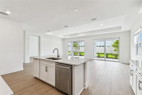 House in Sarasota, Florida 4 bedrooms, 264.86 sq.m. № 2391005 - photo 15