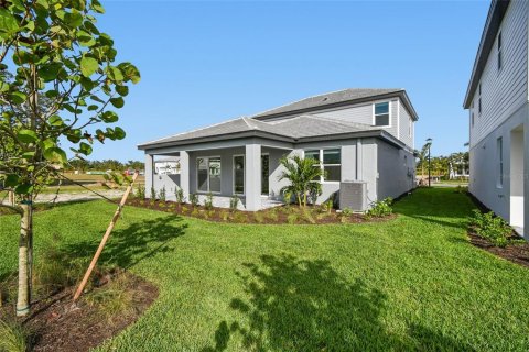 House in Sarasota, Florida 4 bedrooms, 264.86 sq.m. № 2391005 - photo 2