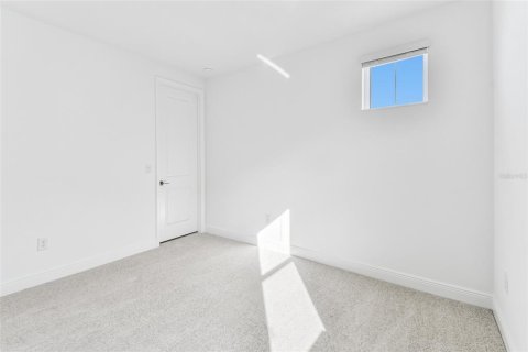 House in Sarasota, Florida 4 bedrooms, 264.86 sq.m. № 2391005 - photo 21