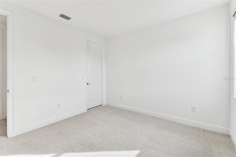 House in Sarasota, Florida 4 bedrooms, 264.86 sq.m. № 2391005 - photo 23