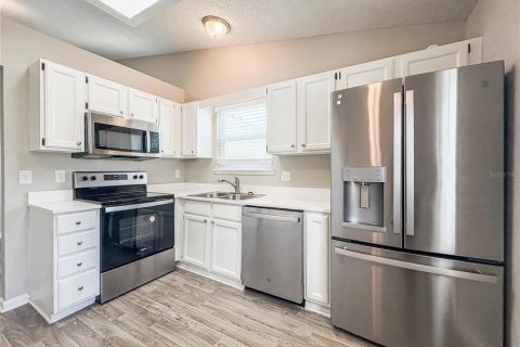 Villa ou maison à louer à Jacksonville, Floride: 3 chambres, 150.5 m2 № 2167820 - photo 7