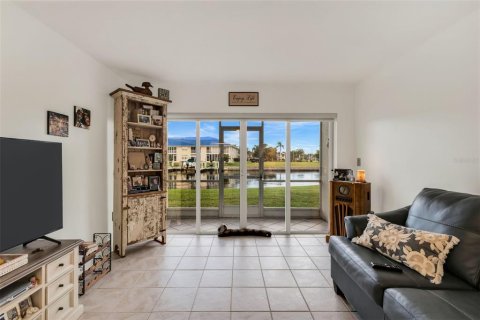 Condominio en venta en Punta Gorda, Florida, 2 dormitorios, 103.49 m2 № 1912556 - foto 7