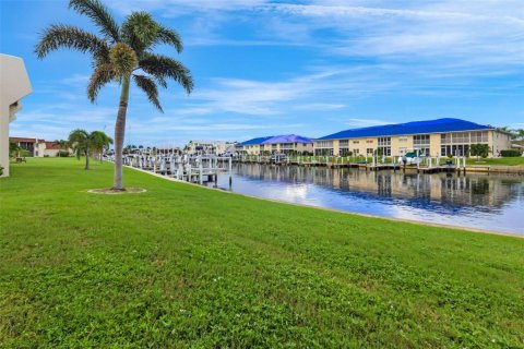Condominio en venta en Punta Gorda, Florida, 2 dormitorios, 103.49 m2 № 1912556 - foto 26