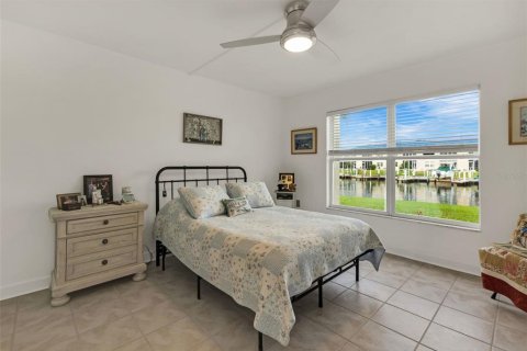 Condominio en venta en Punta Gorda, Florida, 2 dormitorios, 103.49 m2 № 1912556 - foto 18