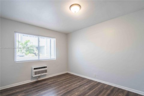 Appartement à louer à Miami Beach, Floride: 1 chambre, 91.97 m2 № 1955378 - photo 10