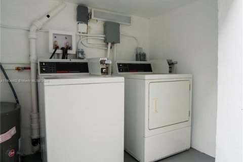 Appartement à louer à Miami Beach, Floride: 1 chambre, 91.97 m2 № 1955378 - photo 15